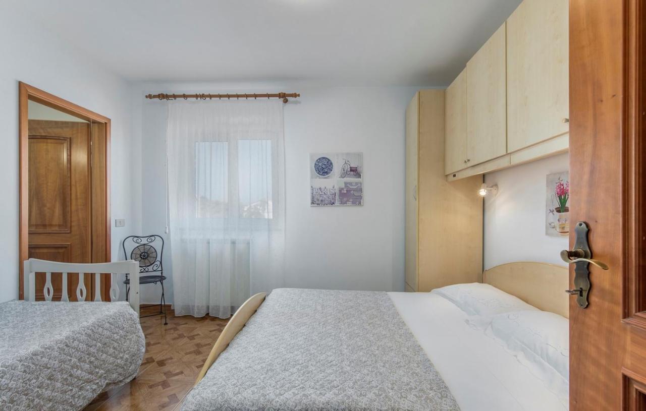 Apartment Complex Orzan Lovrecica Exterior photo